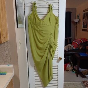 Prettylittlething Plus Women's Size 26 Olive Underwire Detail Draped Midi Dress